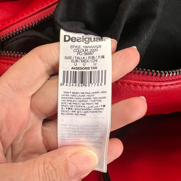 Desigual reversible tote “I love more “with small bag - Picture 12 of 16